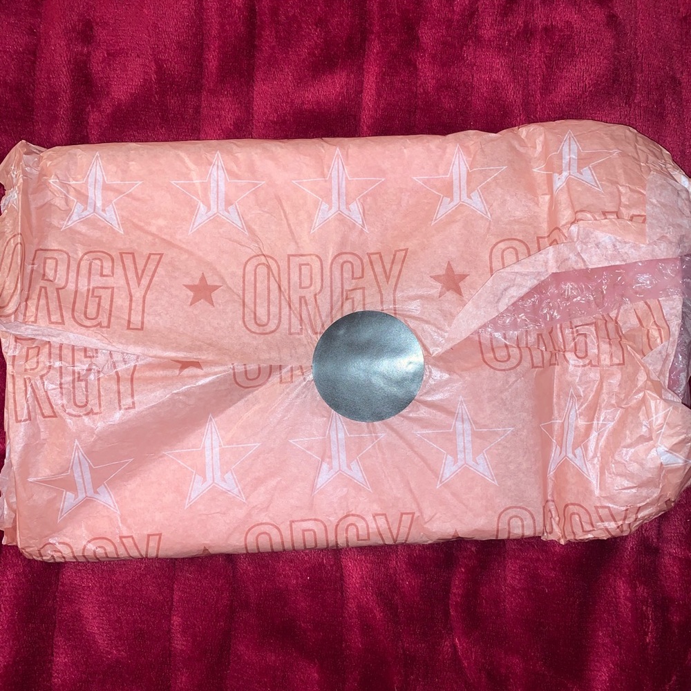 BNIB JEFFREE STAR ORGY PALETTE
